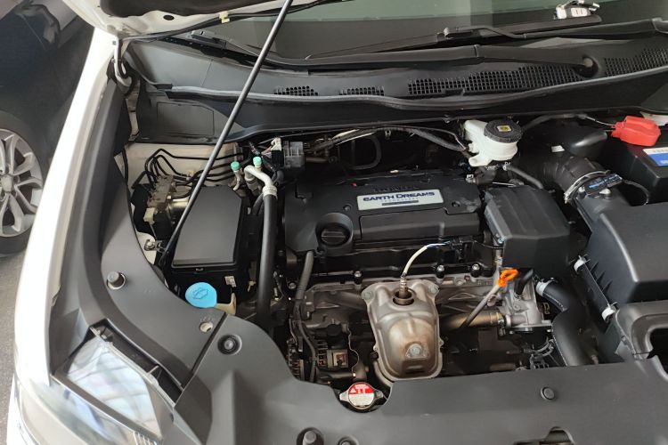 本田 艾力绅 2016款 2.4L 经典版机舱底盘25