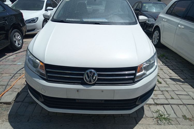 大众 桑塔纳 2016款 1.6L 手动风尚版车身外观2