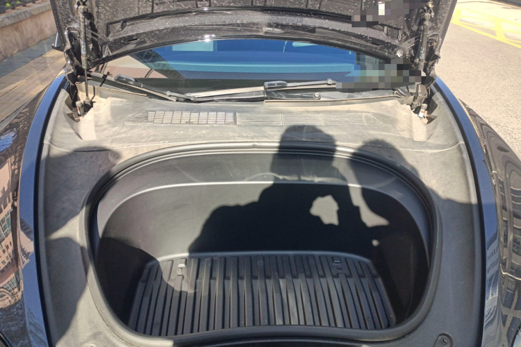 特斯拉 Model 3 2023款 后轮驱动版局部细节24