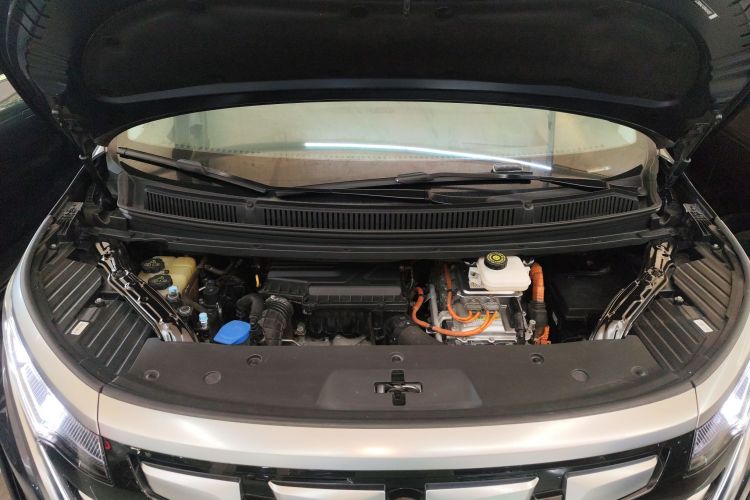 腾势D9 2022款 DM-i 970 四驱旗舰型局部细节24