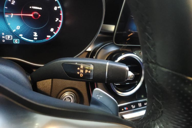 奔驰C级 2020款 C 200 L 时尚型运动版中控内饰18