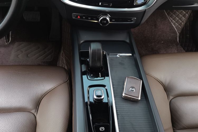 沃尔沃S60 2022款 B4 智逸豪华版局部细节18