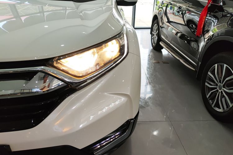 本田CR-V 2019款 240TURBO CVT两驱风尚版 国V车身外观36