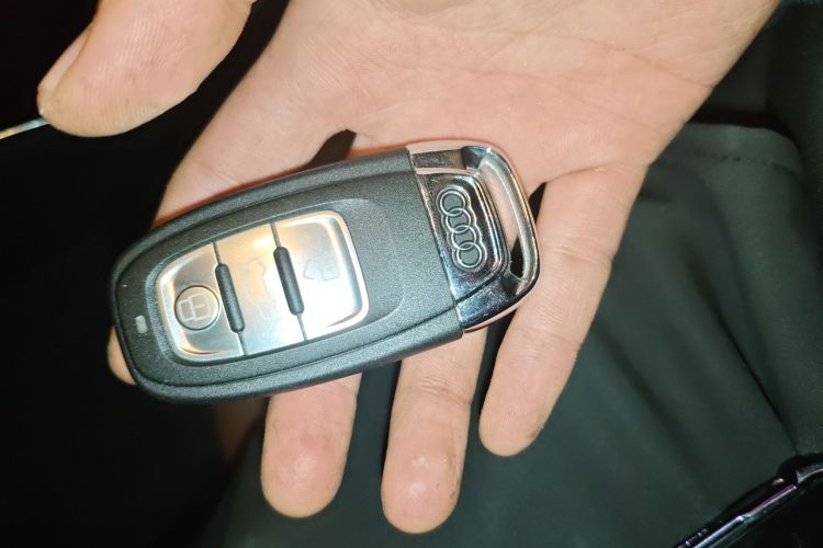 奥迪A6L 2017款 TFSI 舒适型中控内饰11