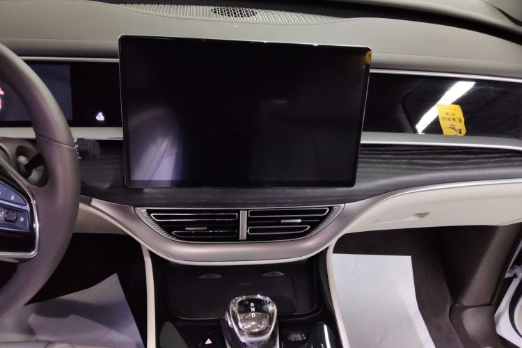 腾势D9 2024款 DM-i 980 四驱尊荣型中控内饰16