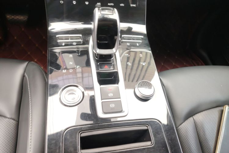 奇瑞 瑞虎8 2021款 鲲鹏版 290TGDI 自动逐风+版中控内饰18