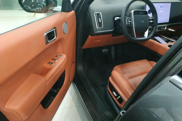 理想汽车 理想L7 2023款 Pro中控内饰20