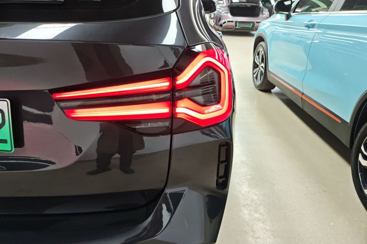 宝马iX3 2022款 领先型车身外观6006