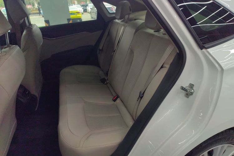 别克 英朗 2017款 15N 自动精英型中控内饰21