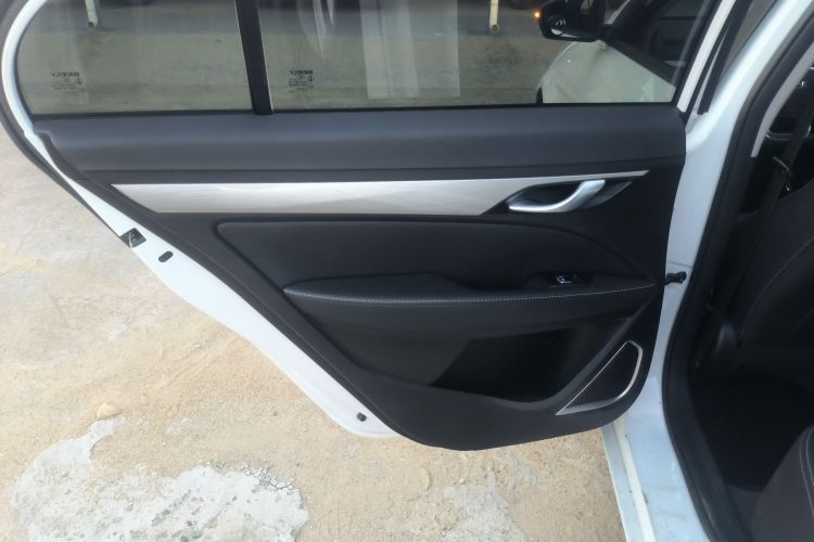 吉利汽车 帝豪 2020款 1.5L CVT豪华型中控内饰49