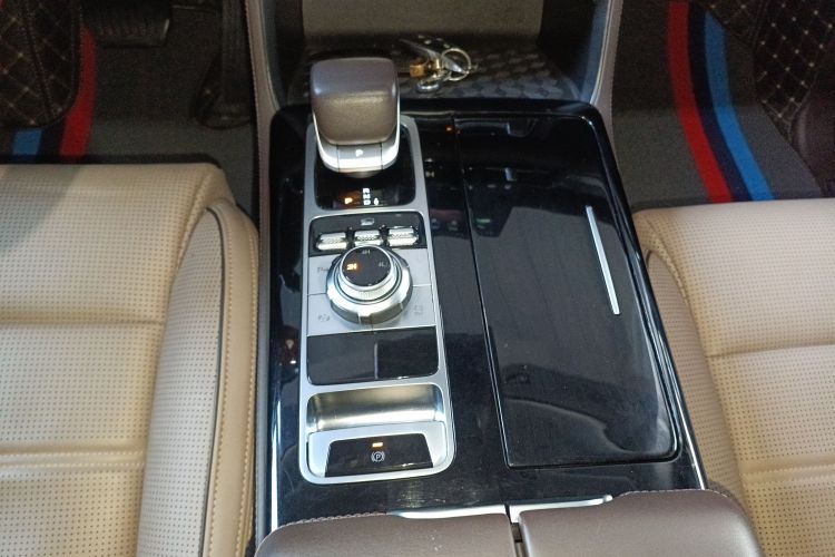 北京越野 北京BJ60 2022款 2.0T 周末版 五座局部细节18