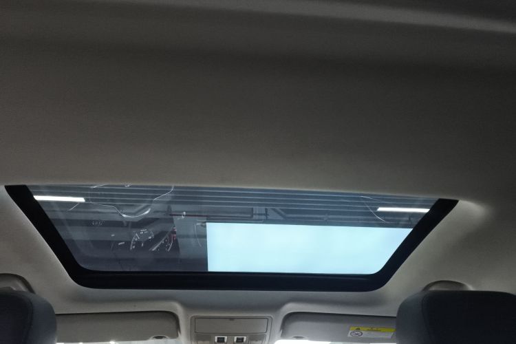 捷豹XEL 2019款 2.0T 200PS 尊享版中控内饰22