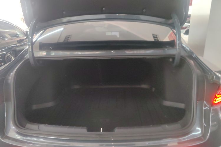 吉利汽车 星瑞 2023款 2.0TD 只此青绿版机舱底盘23