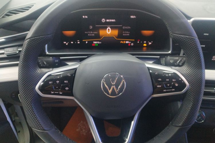大众 途观L 2023款 330TSI 自动两驱舒享版中控内饰13