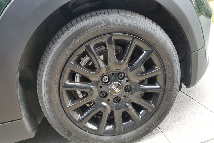 MINI 2018款 1.5T ONE PLUS车身外观10