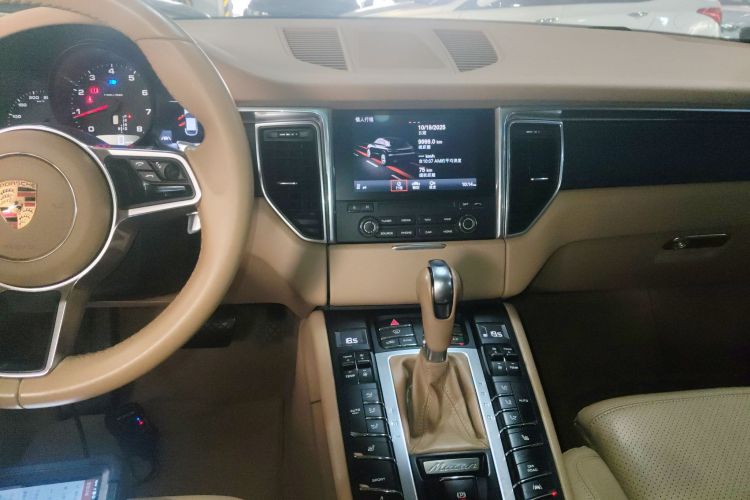 保时捷 2017款  Macan 2.0T中控内饰16
