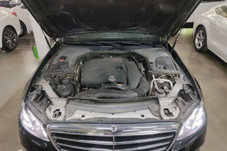 奔驰E级 2020款 改款 E 260 L局部细节24