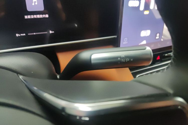 鸿蒙智行 问界M7 2026款 增程 Max四驱版 5座中控内饰18