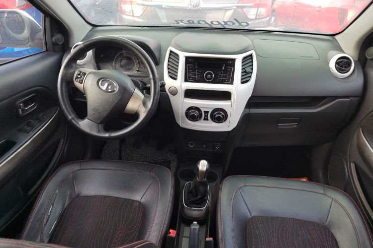 长城M4 2012款 1.5L 手动舒适型中控内饰7002