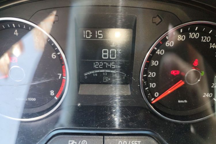 大众 Polo 2014款 1.4L 自动舒适版中控内饰15