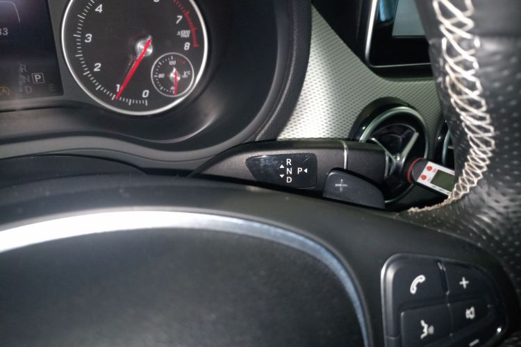 奔驰B级 2015款 B 200 时尚型局部细节18