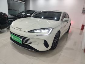 比亚迪 海豹07 DM-i 2025款 DM-i 1.5L 125km 尊贵型