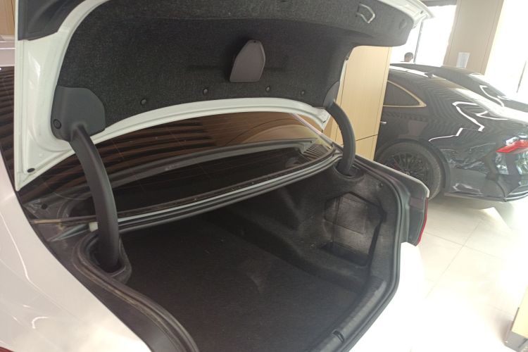 宝马5系 2018款 525Li M运动套装局部细节23