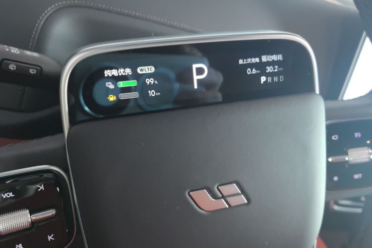 理想汽车 理想L9 2024款 Ultra中控内饰14