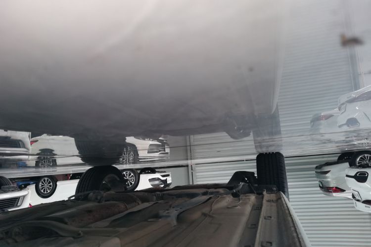 斯柯达 昕锐 2019款 1.5L 自动舒适版 国V机舱底盘29