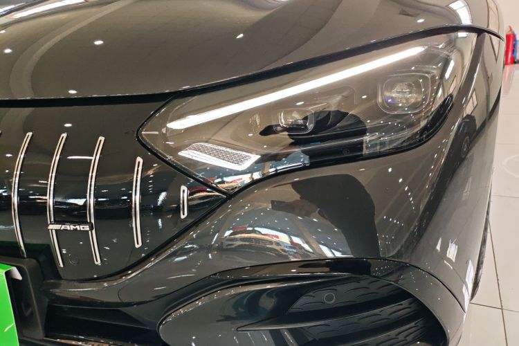 奔驰EQE AMG 2023款 AMG EQE 53 4MATIC+局部细节36