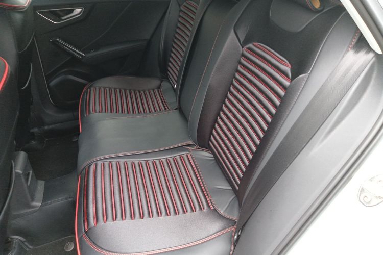 奥迪Q2L 2023款 35TFSI 时尚动感型中控内饰21