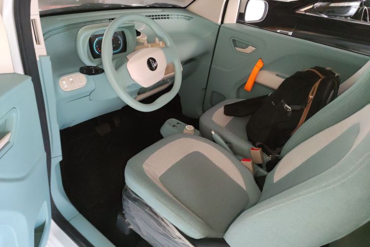 凌宝汽车 凌宝uni 2022款 微甜版中控内饰19