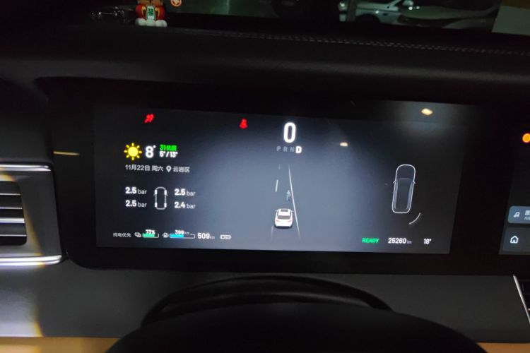 理想汽车 理想ONE 2021款 增程6座版中控内饰14