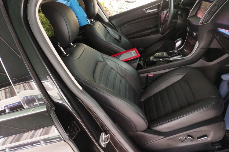 福特 锐界 2015款 2.0T GTDi 两驱豪锐型局部细节41