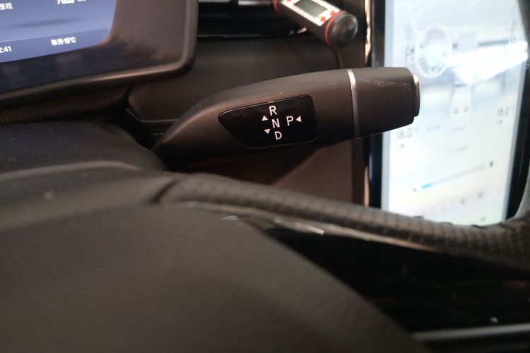 小鹏G3 2022款 G3i 460N中控内饰18