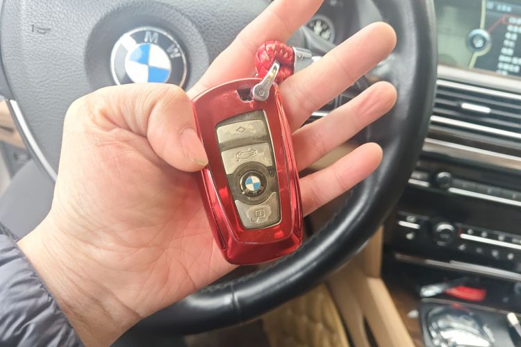 宝马7系 2010款 760Li中控内饰11