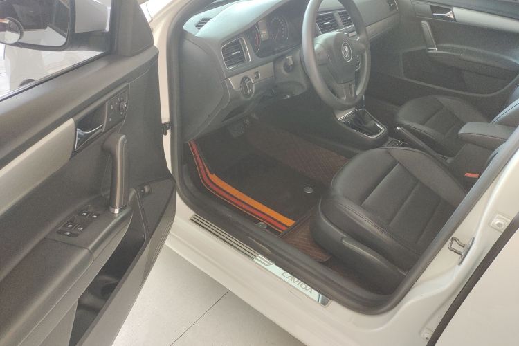 大众 朗逸 2013款 改款 1.4TSI DSG舒适版中控内饰20