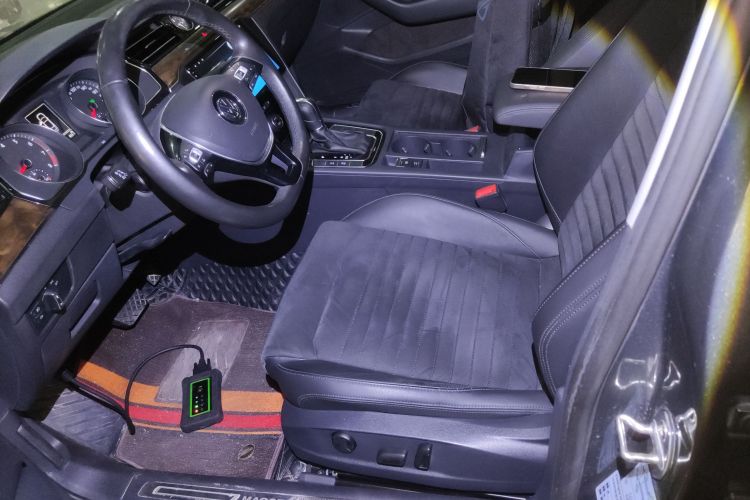 大众 迈腾 2017款 330TSI DSG 豪华型中控内饰19