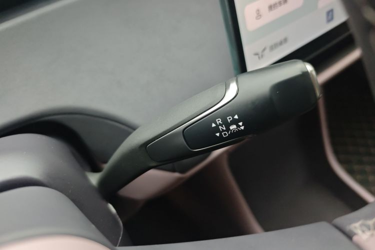 红旗天工06 2025款 660 四驱 智选版局部细节18