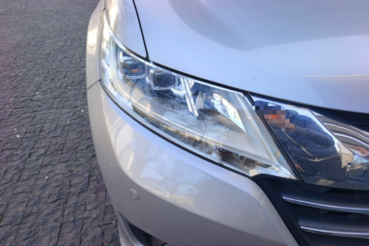 本田 奥德赛 2015款 2.4L 智享版车身外观8