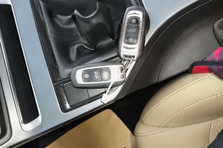 吉利汽车 帝豪 2018款 1.5L 手动豪华型中控内饰11