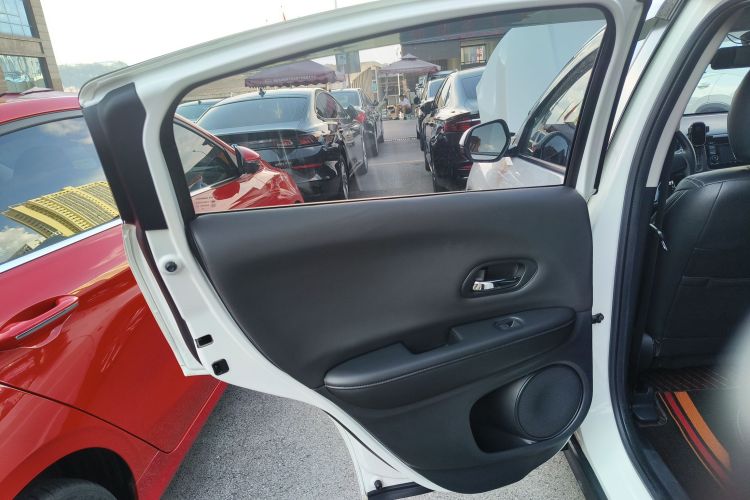 本田 缤智 2017款 1.5L CVT两驱舒适型中控内饰49