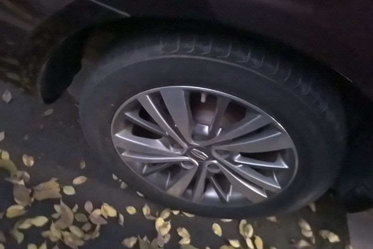 吉利汽车 帝豪 2018款 1.5L 手动向上互联版车身外观6008