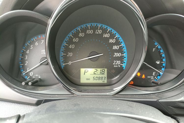 丰田 YARiS L 致炫 2016款 改款 1.5E CVT魅动版中控内饰14