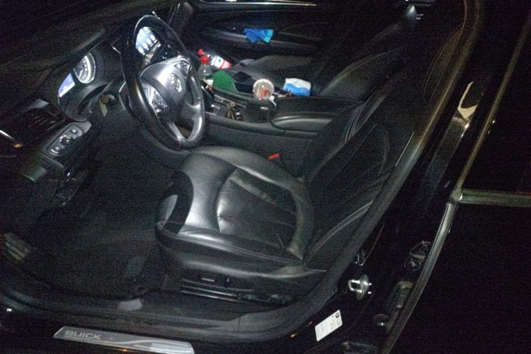 别克 君越 2019款 28T 豪华型局部细节19