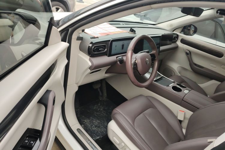 零跑汽车 零跑C11 2023款 增程 300智享版中控内饰7003