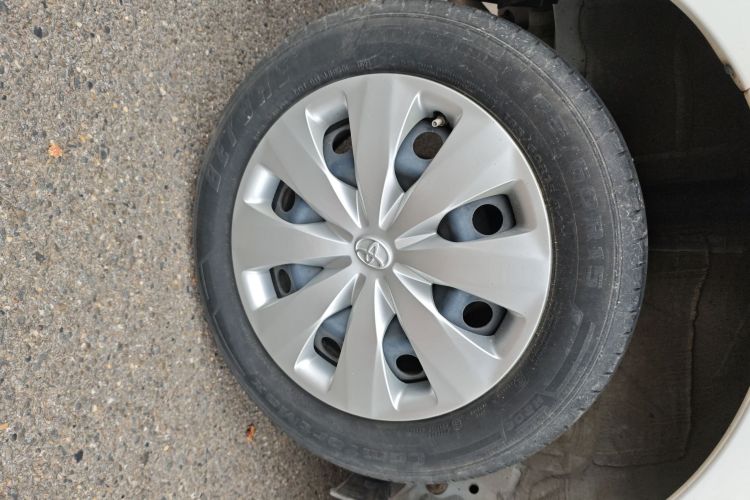 丰田 YARiS L 致炫 2021款 1.5L CVT领先版车身外观6008