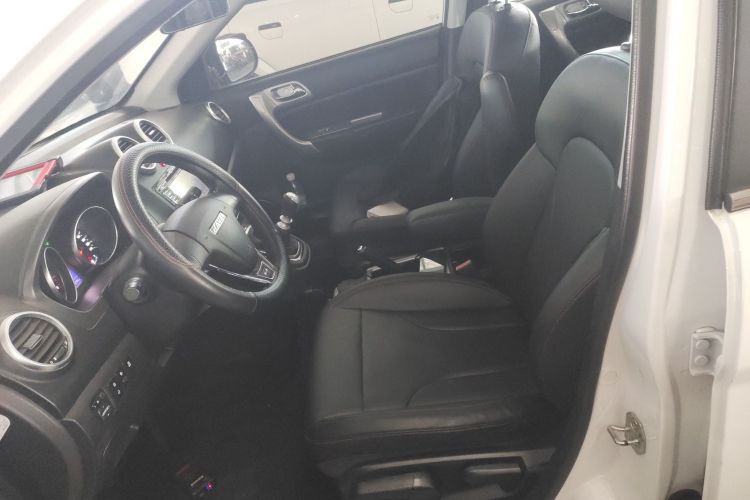 哈弗H6 2016款 升级版 1.5T 手动两驱精英型中控内饰19