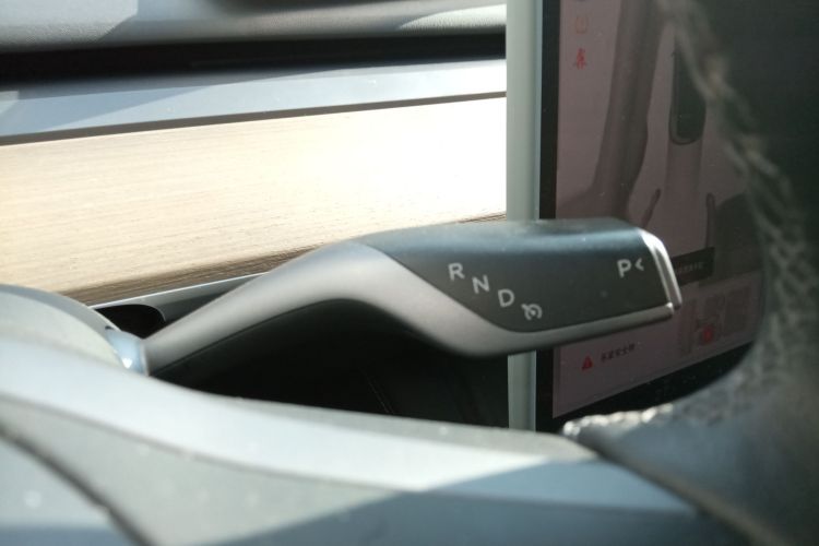 特斯拉 Model Y 2022款 改款 后轮驱动版局部细节18