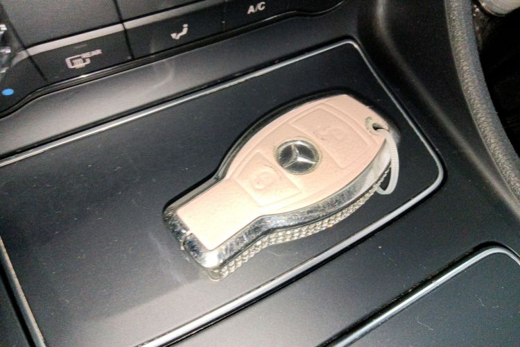 奔驰GLA 2018款 GLA 200 时尚型中控内饰11